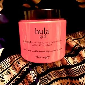 Philosophy Hulu girl body soufflé